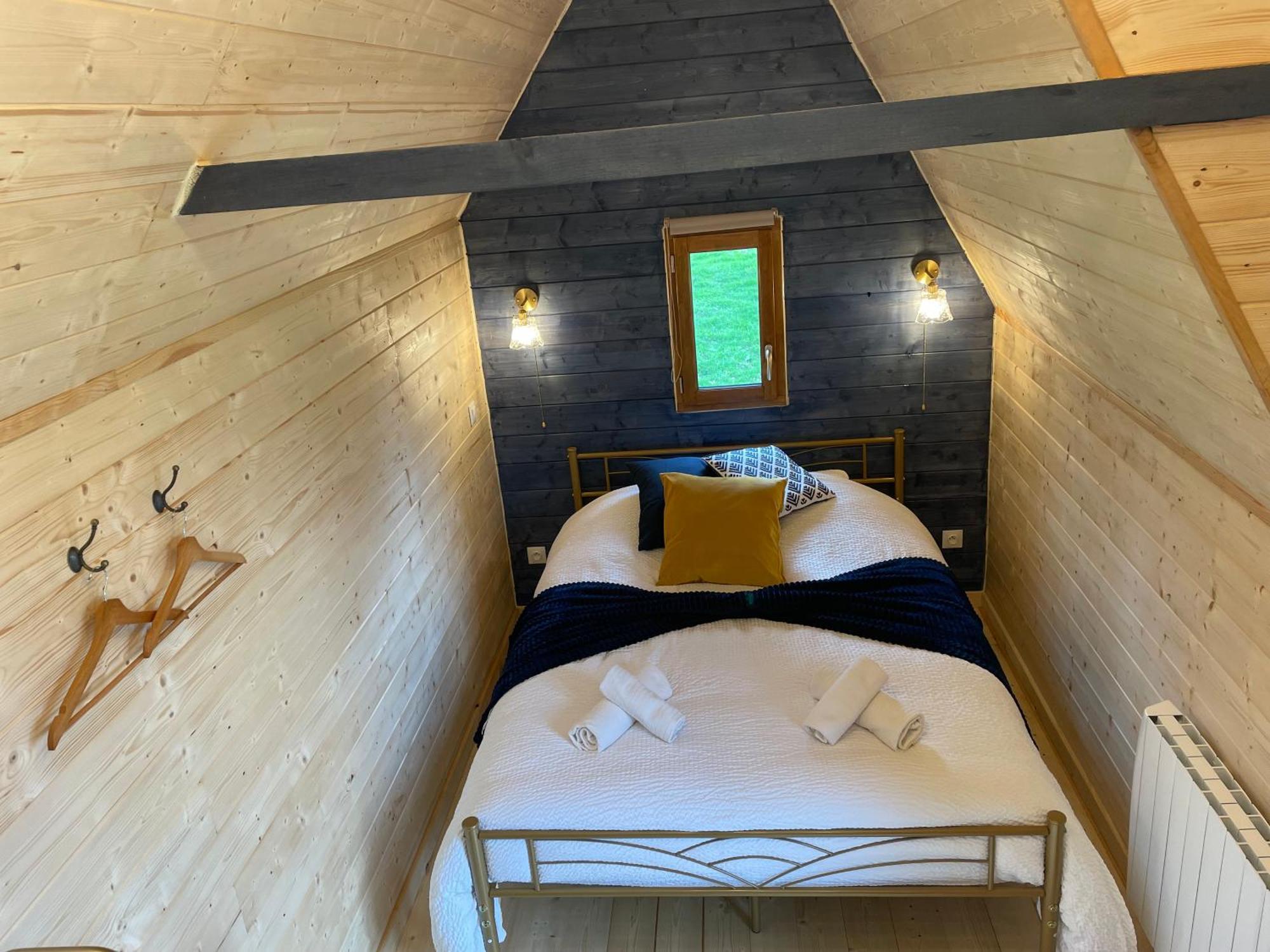 Le Domaine Caribou Bed & Breakfast Sainte-Opportune-la-Mare Ngoại thất bức ảnh